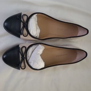 Banana Republic Flats